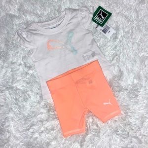 Puma —White & peach athletic outfit